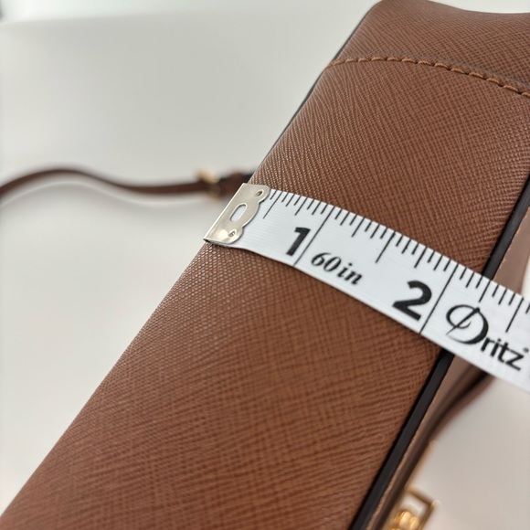 Michael Kors Hamilton Crossbody Purse - Picture 12 of 12